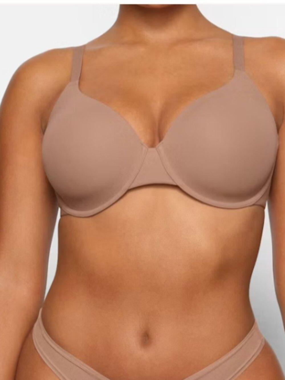 SKIMS Fits Everybody T-Shirt Bra Sienna Nude Brown, Plus Size Bra